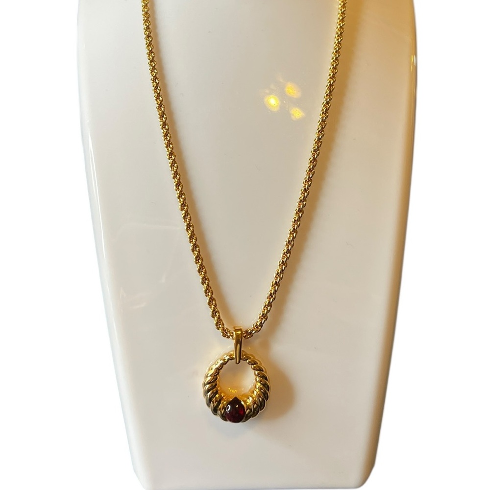 Nina Ricci Necklace EUC